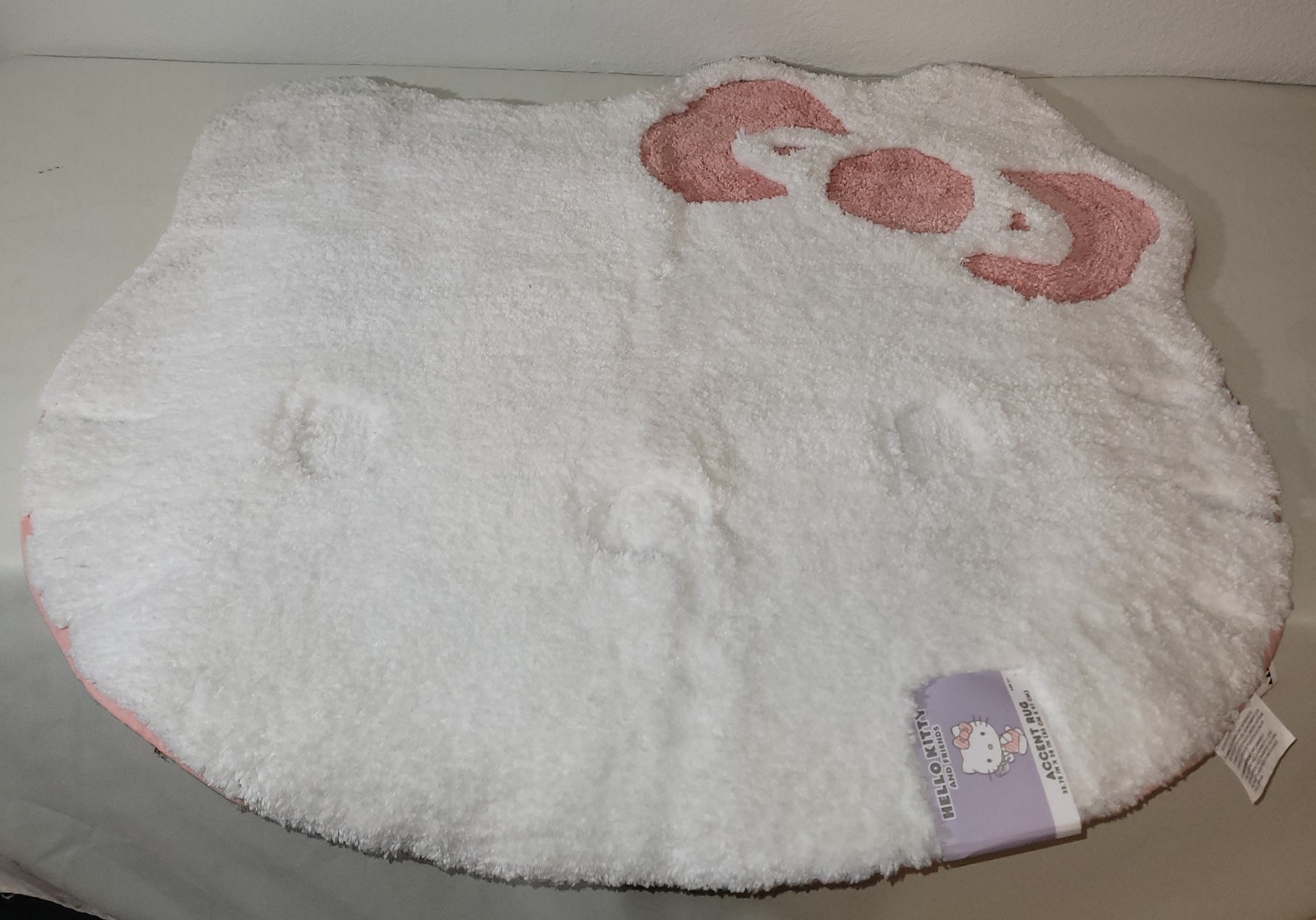 Hello Kitty Face With Bow White/Pink Room Rug 32.75in X 38in. New