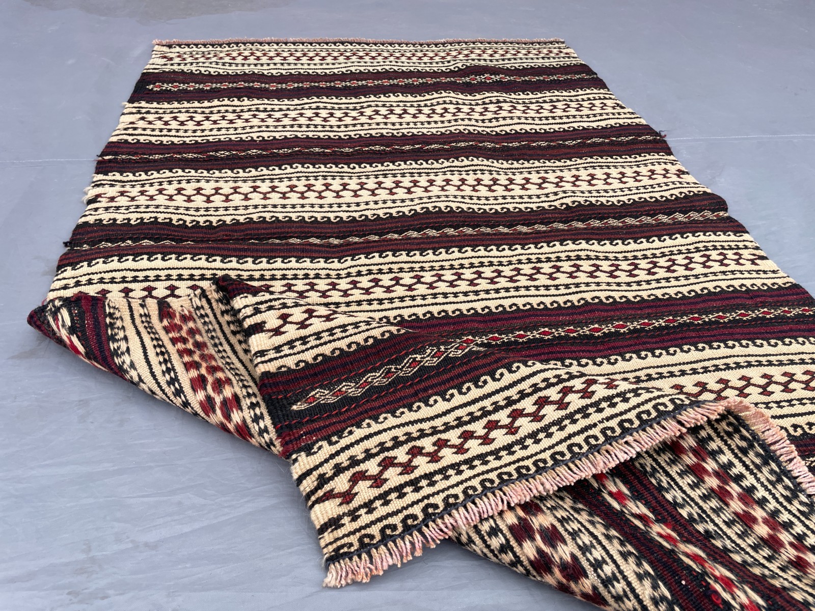 2’7 x 4’4 ft Elegant Afghan Kilim Rug – Ivory Black Striped Tribal Geometric