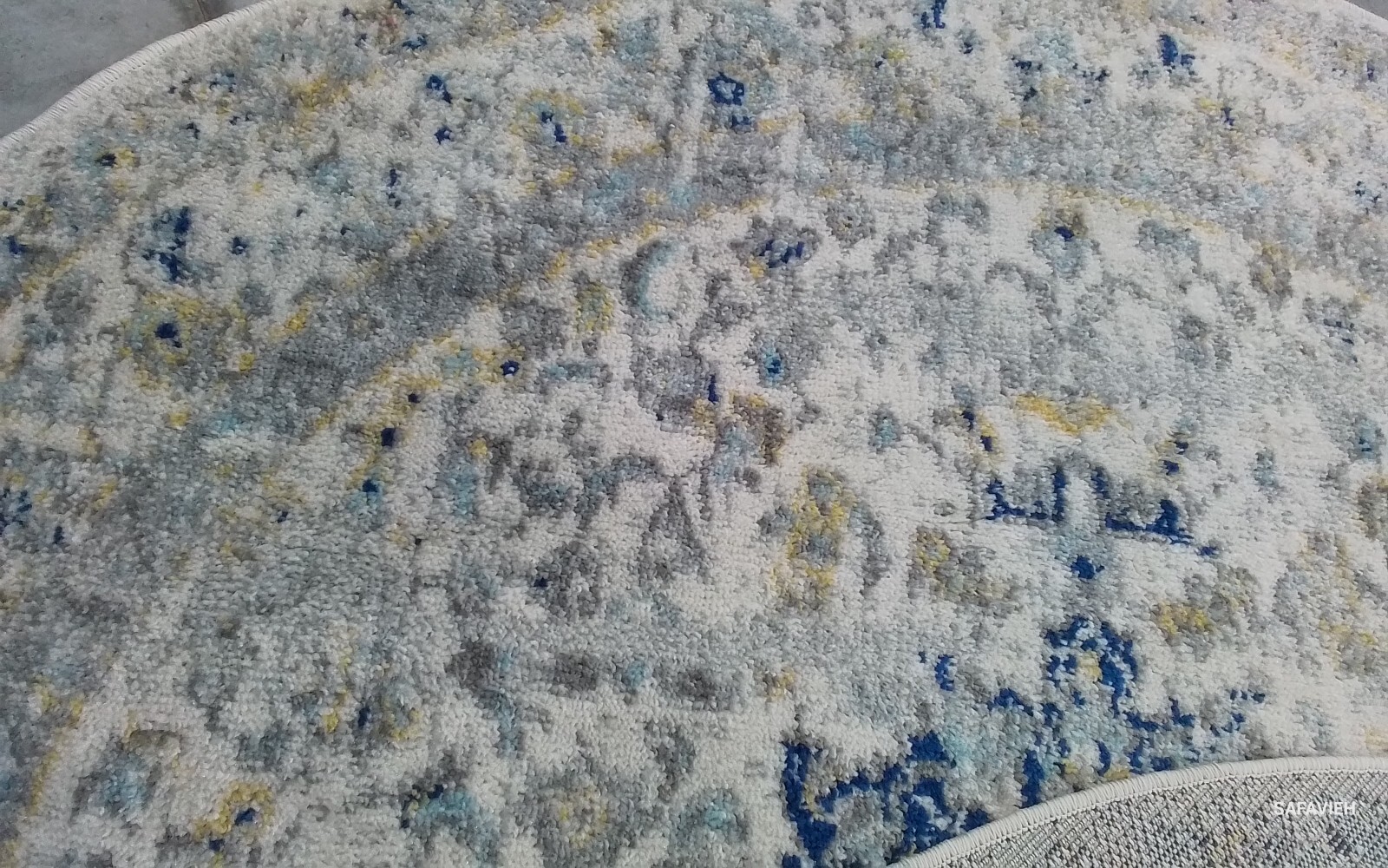 IVORY / BLUE 5′-1″ X 5′-1″ R Back Stain Rug, Reduced Price 1172760778 MAD155M-5R