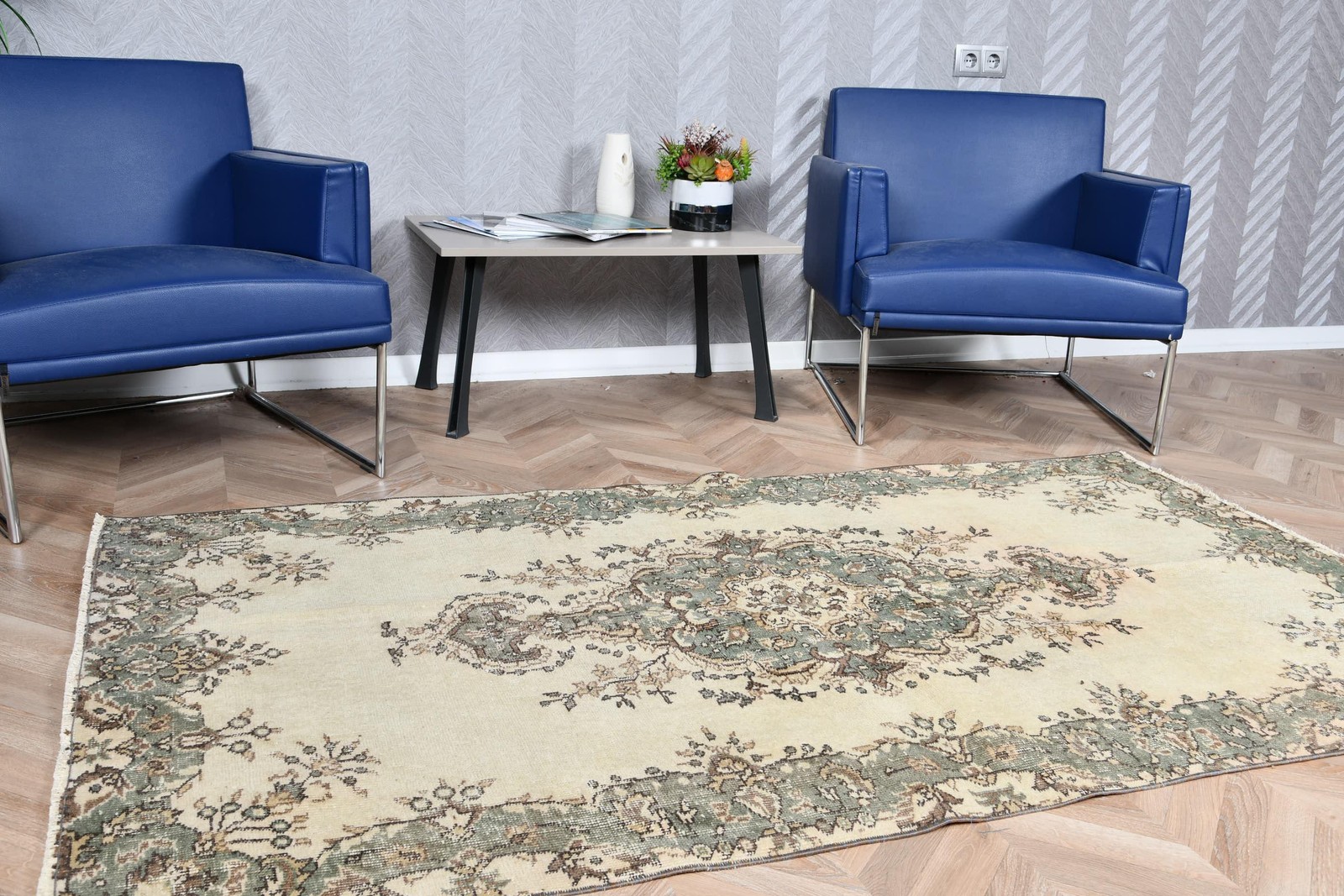 3,9×6,8 ft Turkish Rug, Green Solid Vintage Wool Rug