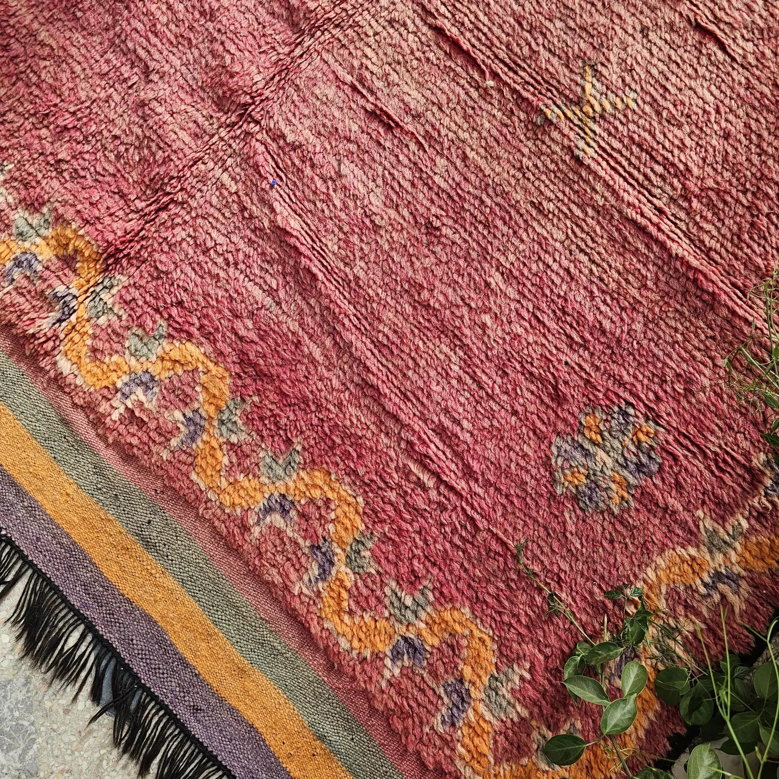 Large Berber Boujaad Rug: Handmade Moroccan Wool Rug