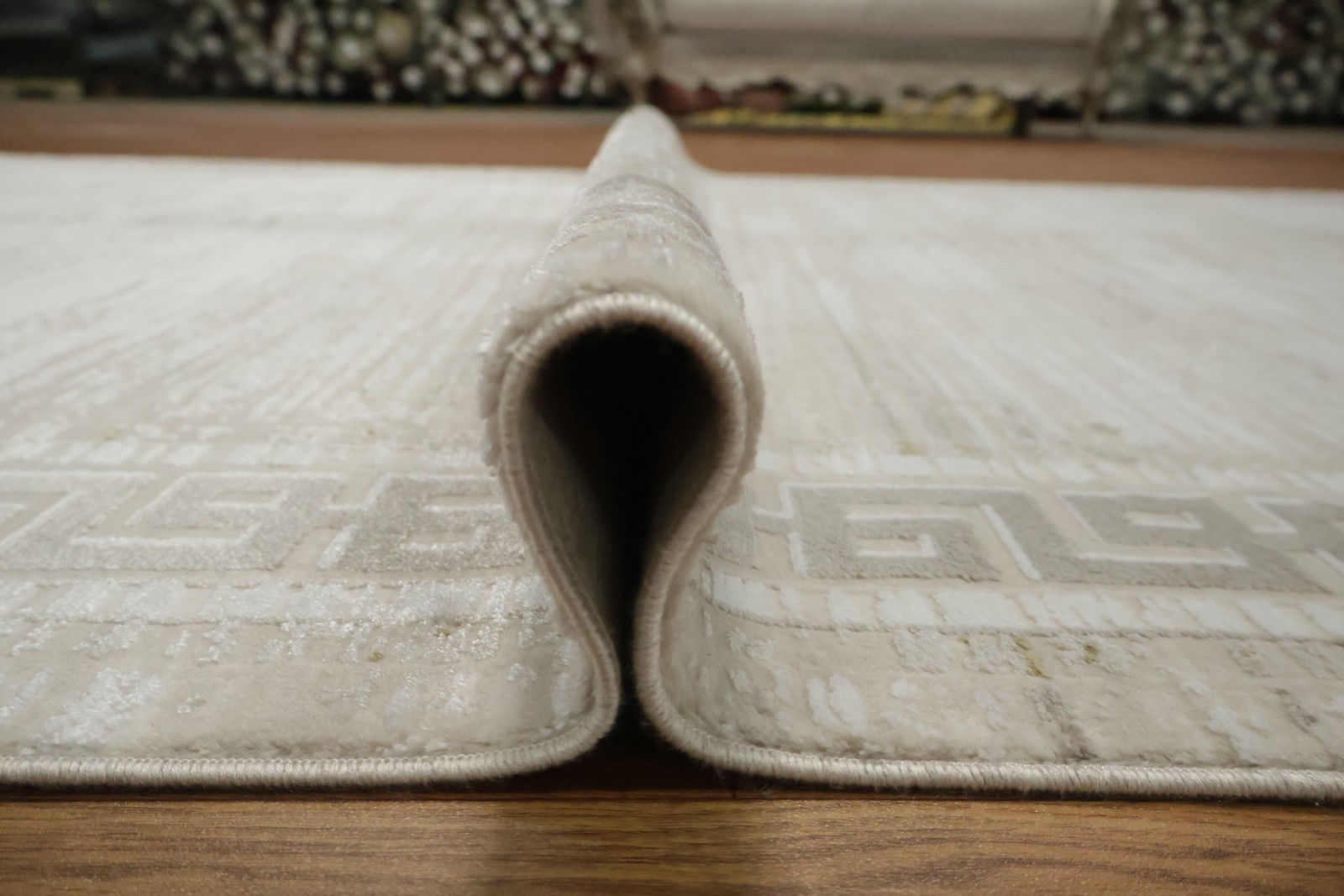 Timeless Beige Area Rug 5×8 Ft Modern Abstract Turkish Carpet Contemporary Rug
