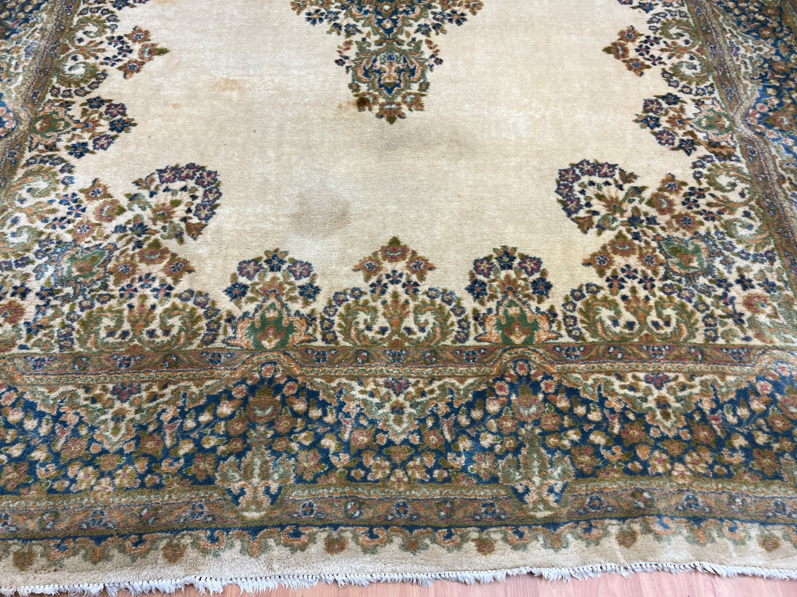 8’9″ x 12′ Indian Kirman Design Oriental Rug – 1950s – Hand Made – 100% Wool