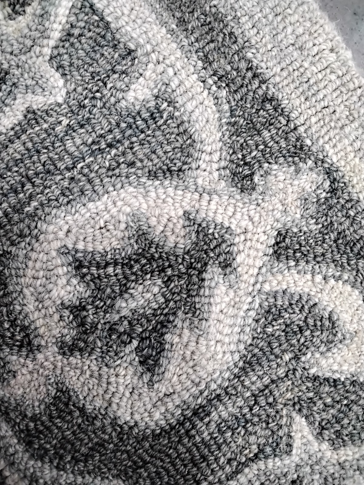 GREY / LIGHT GREY 6′ X 9′ Back Stain Rug, Reduced price 1172757087 APN122A-6