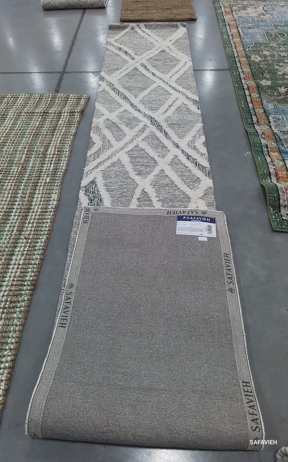 GREY / IVORY 2′-3″ x 14′-0″ Back Stain Rug, Reduced Price 1172797521 CSB975F-214