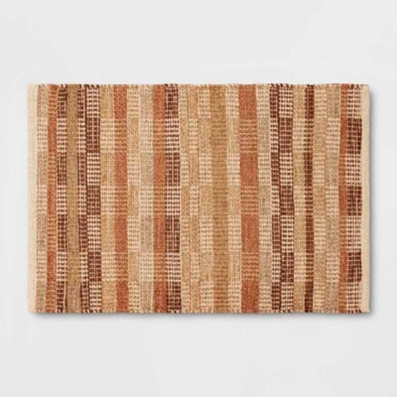 2’x3′ Handwoven Accent Rug Brown