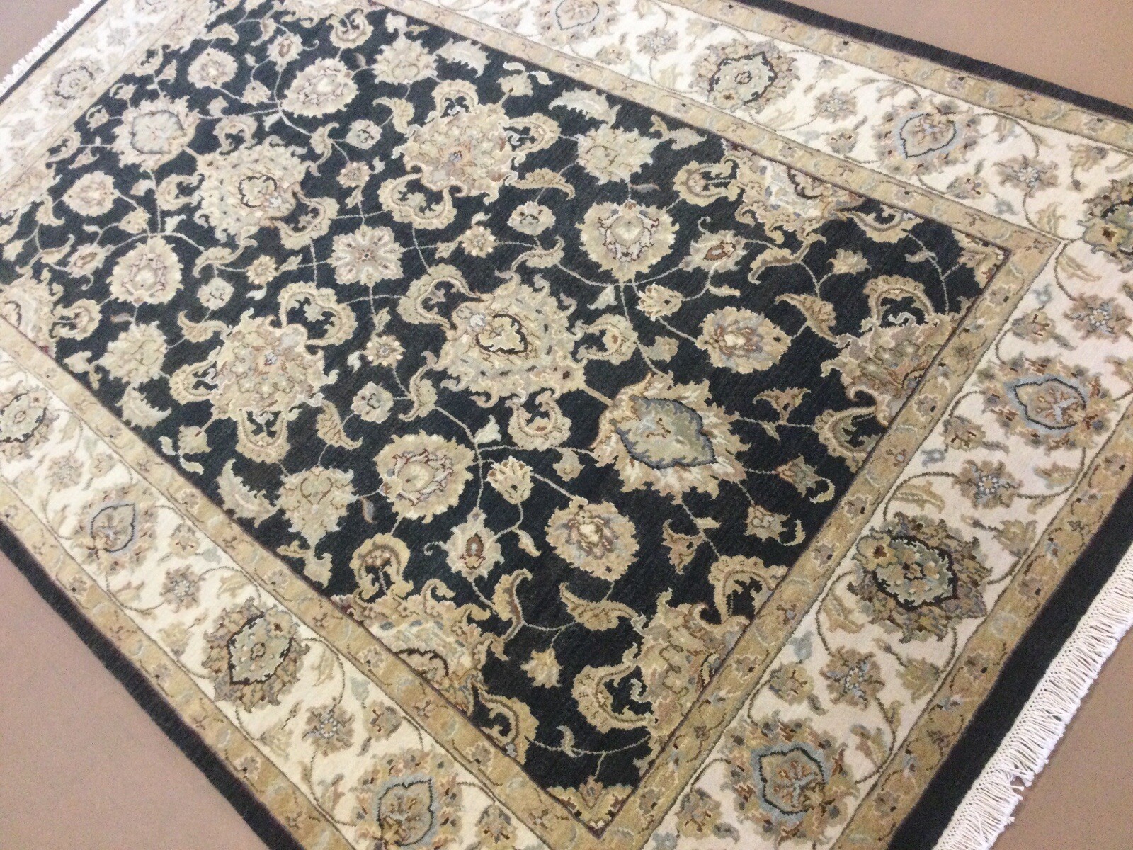 5’.1” X 7’.3” Black Beige Floral All-Over Oriental Area Rug Hand Knotted Wool