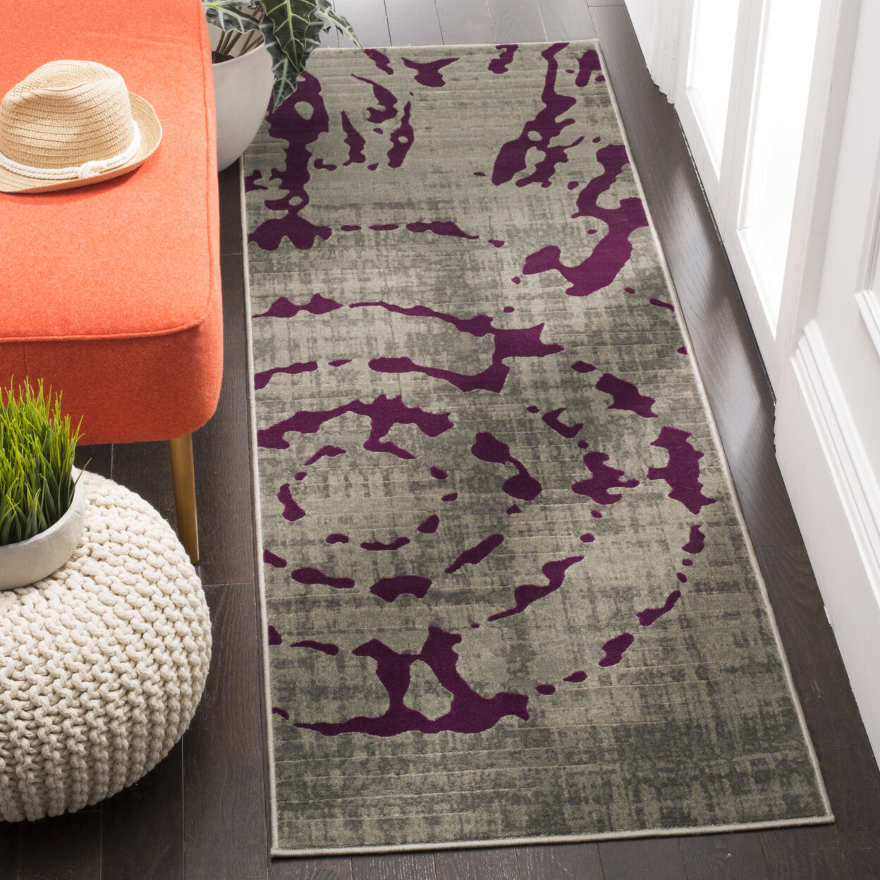 SAFAVIEH Porcello PRL7735B Light Grey / Purple Rug