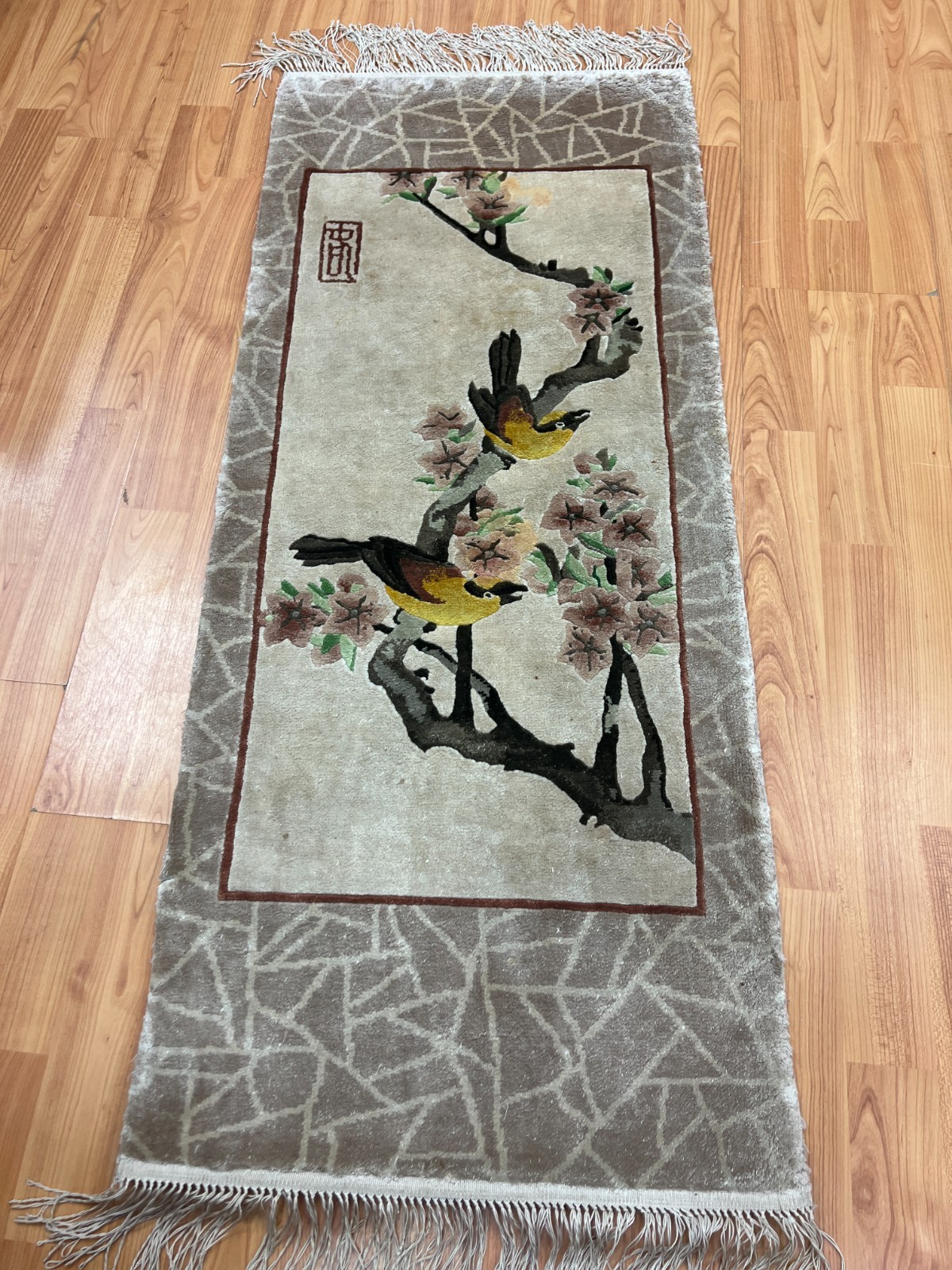 1’6″ x 3’7″ Chinese Art Deco Oriental Rug – Hand Made – 100% Silk
