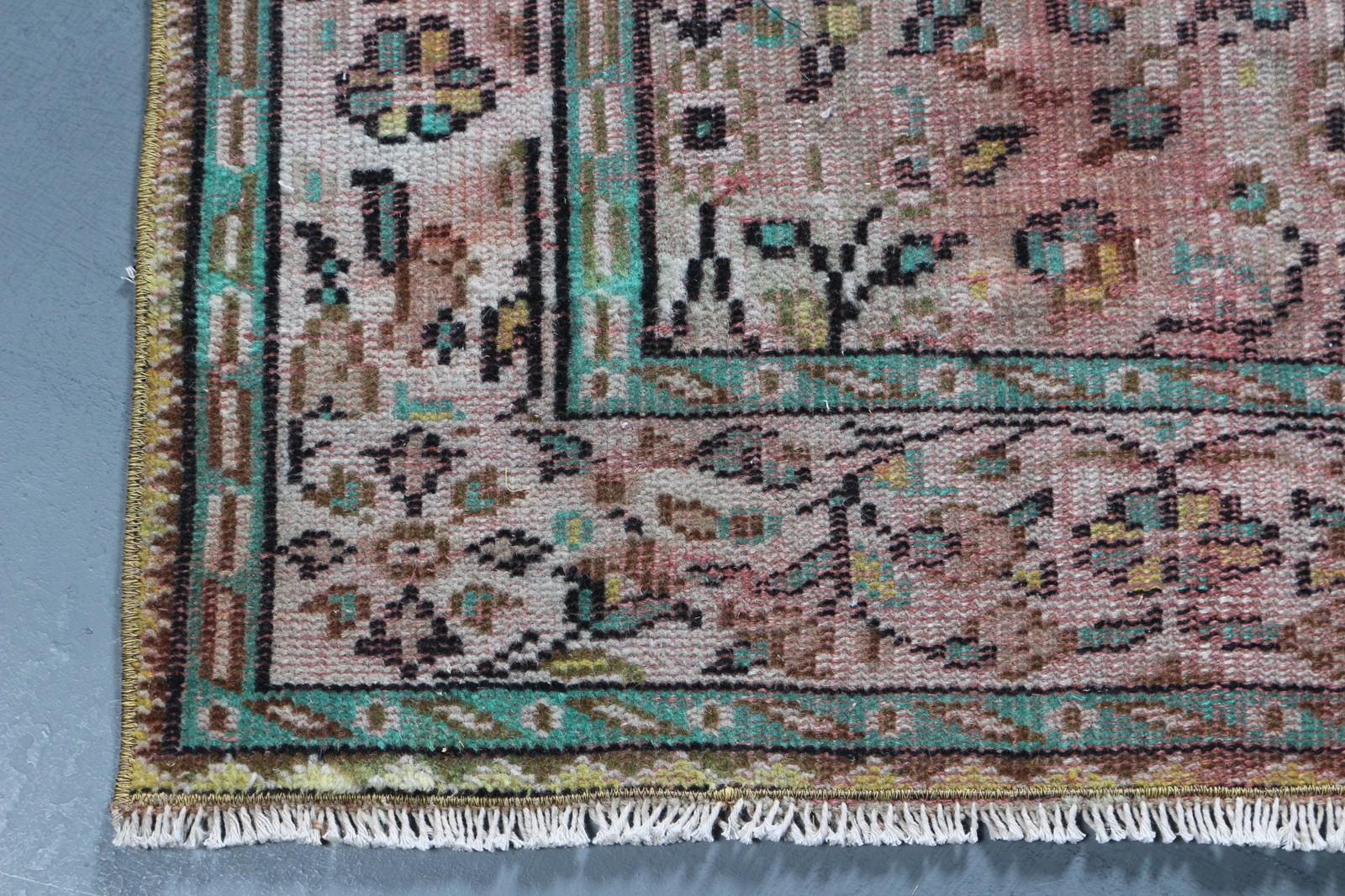 Turkish Vintage Rug 6,1×8,8 ft, Pink Oriental Wool Rug