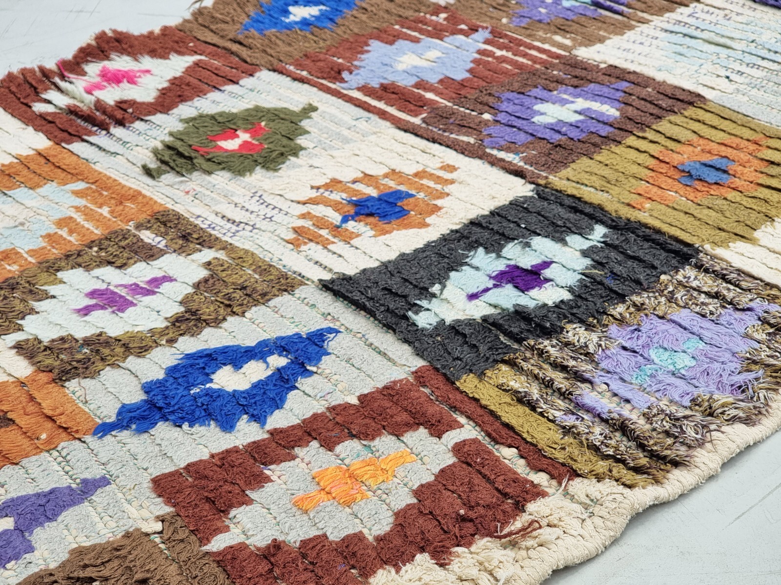 Moroccan Handmade Vintage Rug 2’8×5’1 Berber Geometric Multicolor Cotton Rug