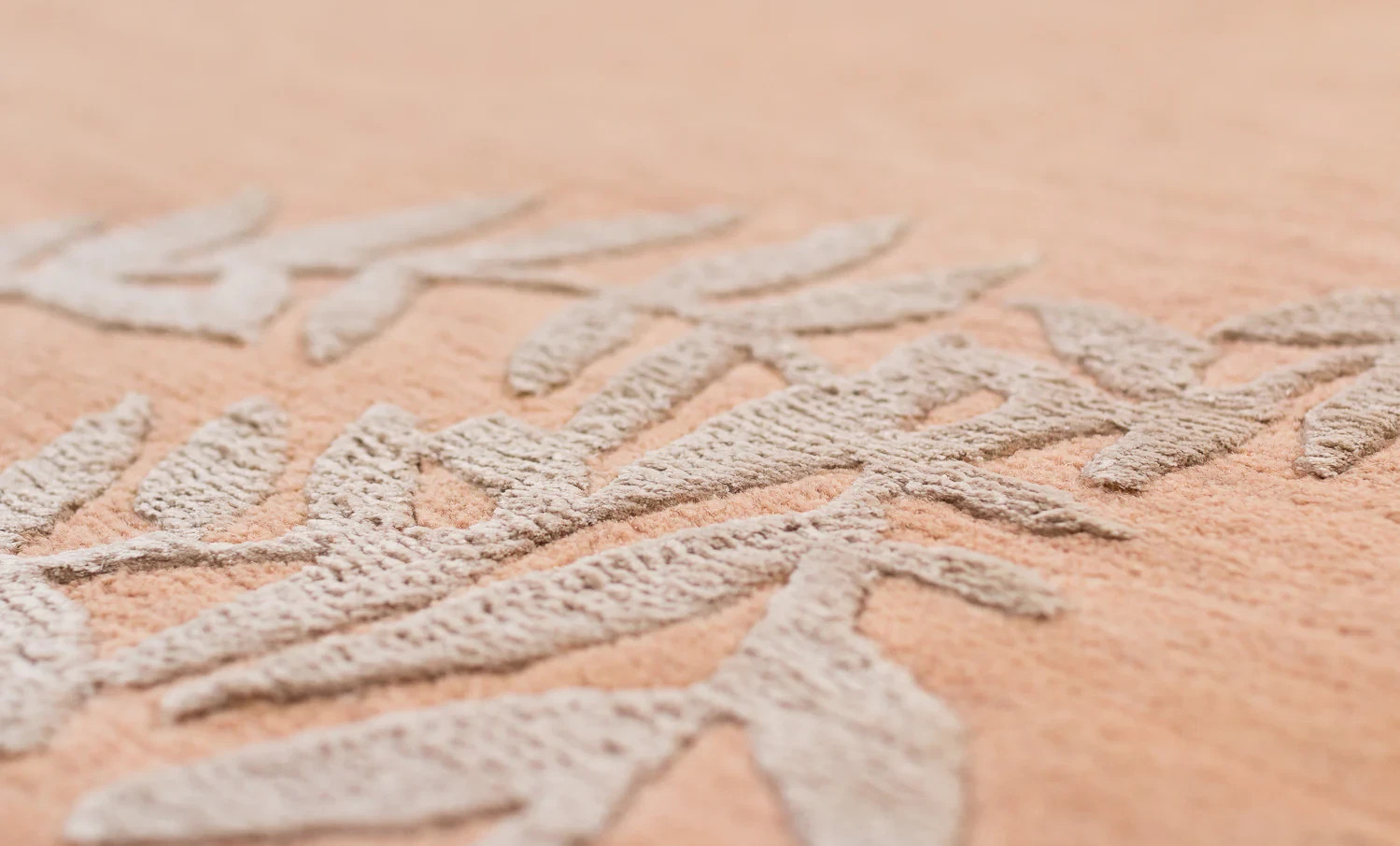 8×10 Handmade Beige Wool Rug with White Leaf Design | Modern Home Living Carpet