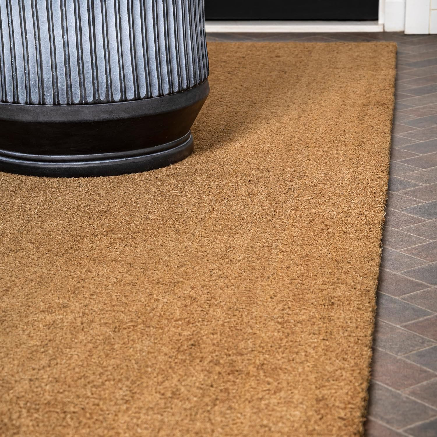 CHG100A-34 Peater Classic Casual Commerical Natural Coir Light Brown 3 Ft. X 4 F