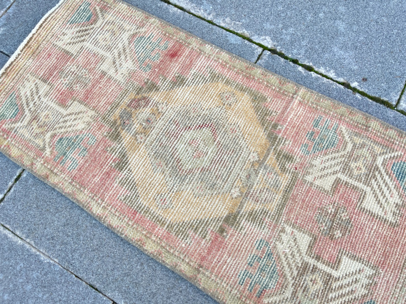 Vintage Turkish Rug 1.5×3.1 ft Muted Pink Anatolian Wool Boho Runner