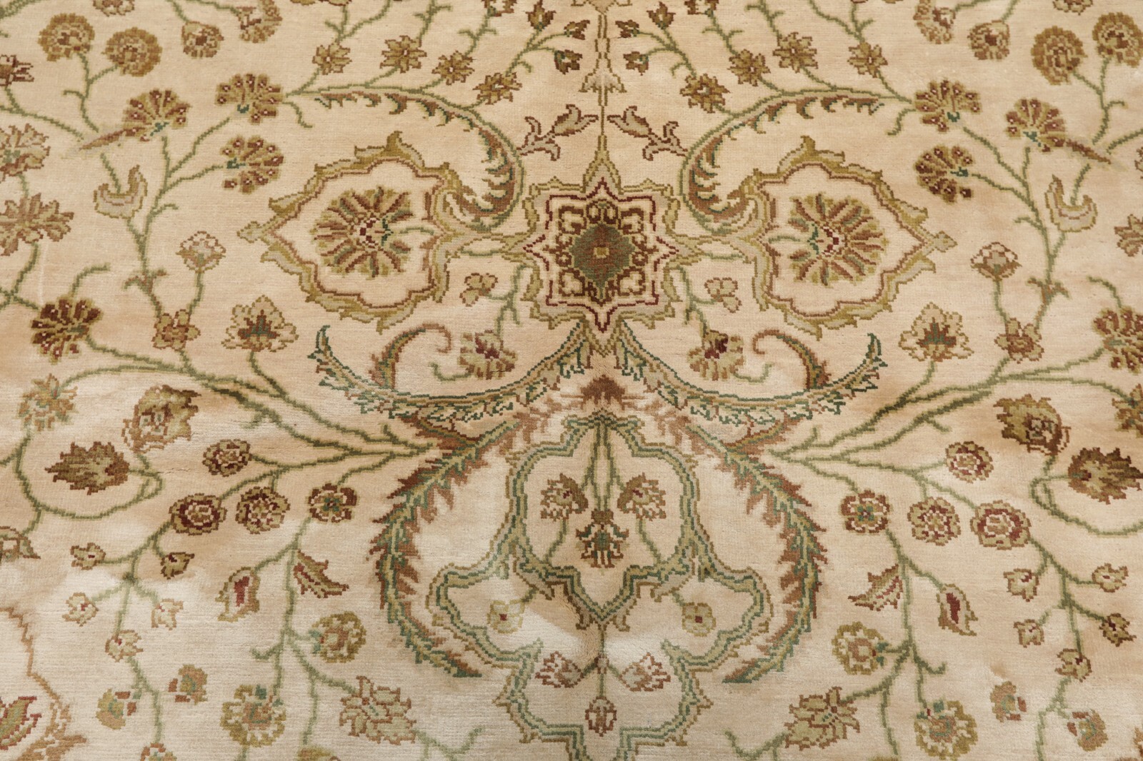 6’2″ x 8’10” Hand Knotted 100% Silk Traditional 250 KPSI Oriental Area Rug Beige