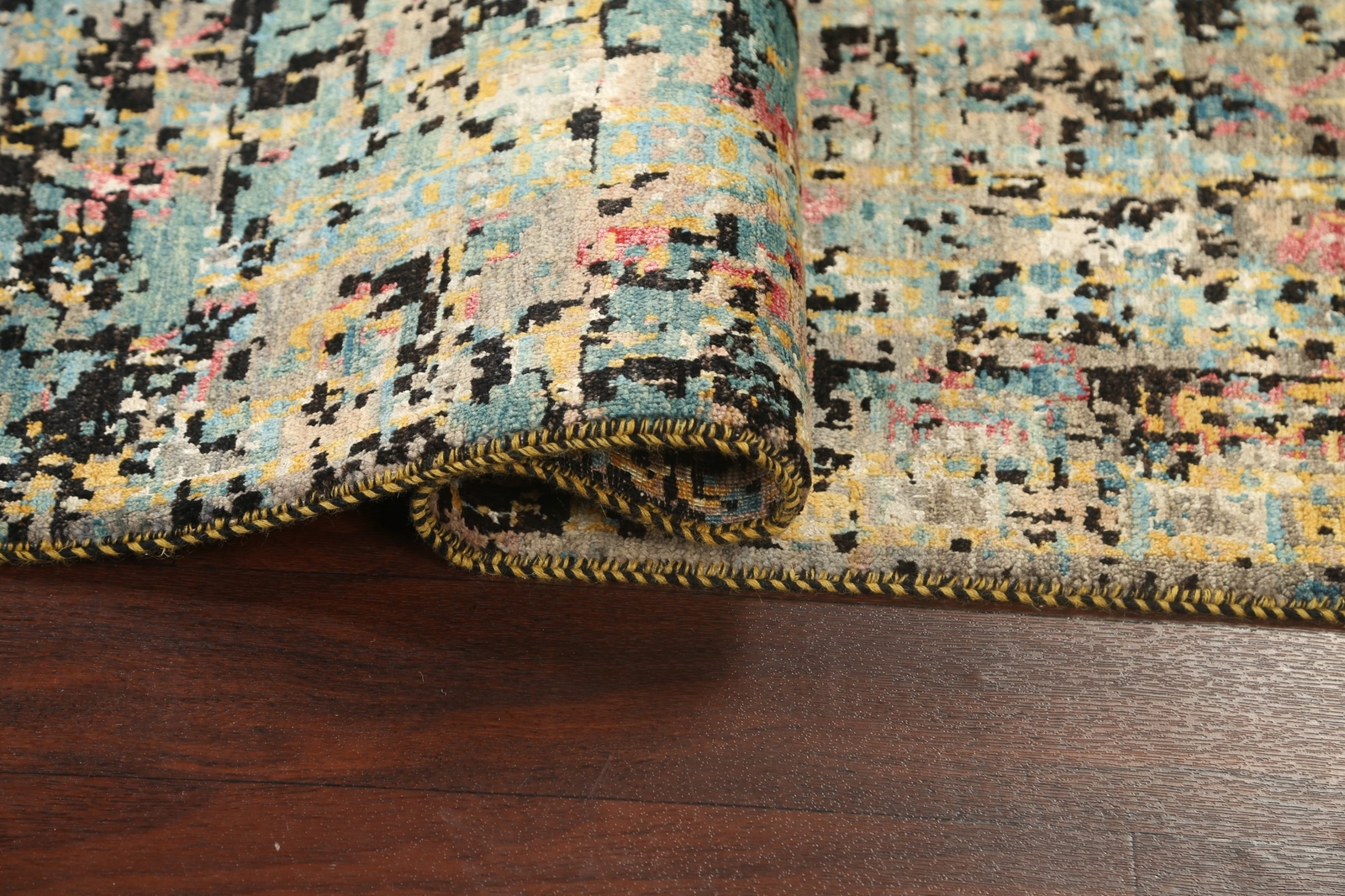 Abstract Hand-knotted Wool/ Silk Rug 4×6 ft Modern Design