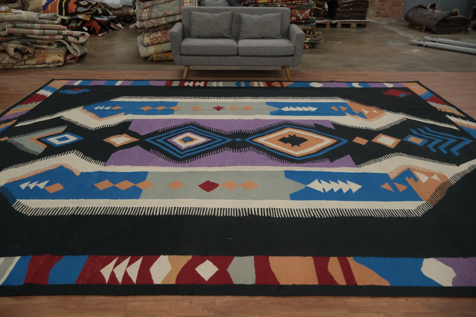 Geometric Beauty Woven Kilim Rug 12×15 Palace Size Hand-made Reversible Carpet