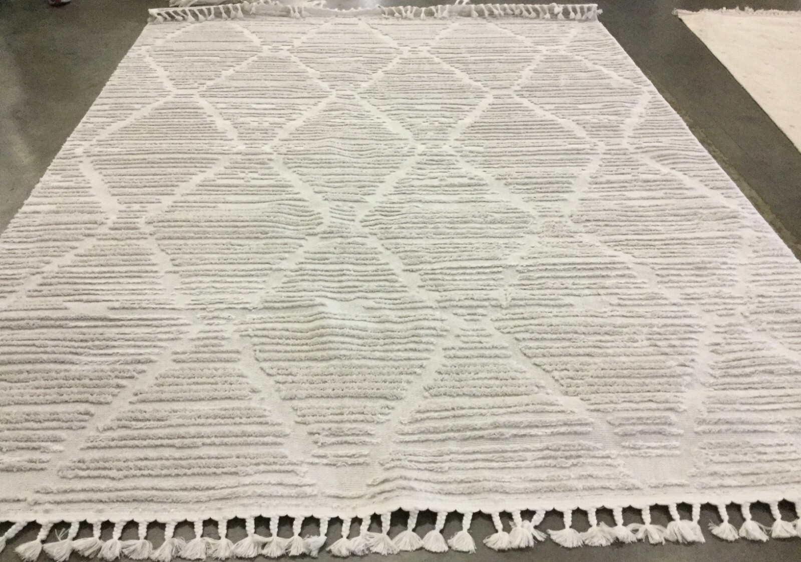 BEIGE 8′-0″ x 10′-0″ Flaw in Rug, Reduced Price 1172673175 MRK517C-8
