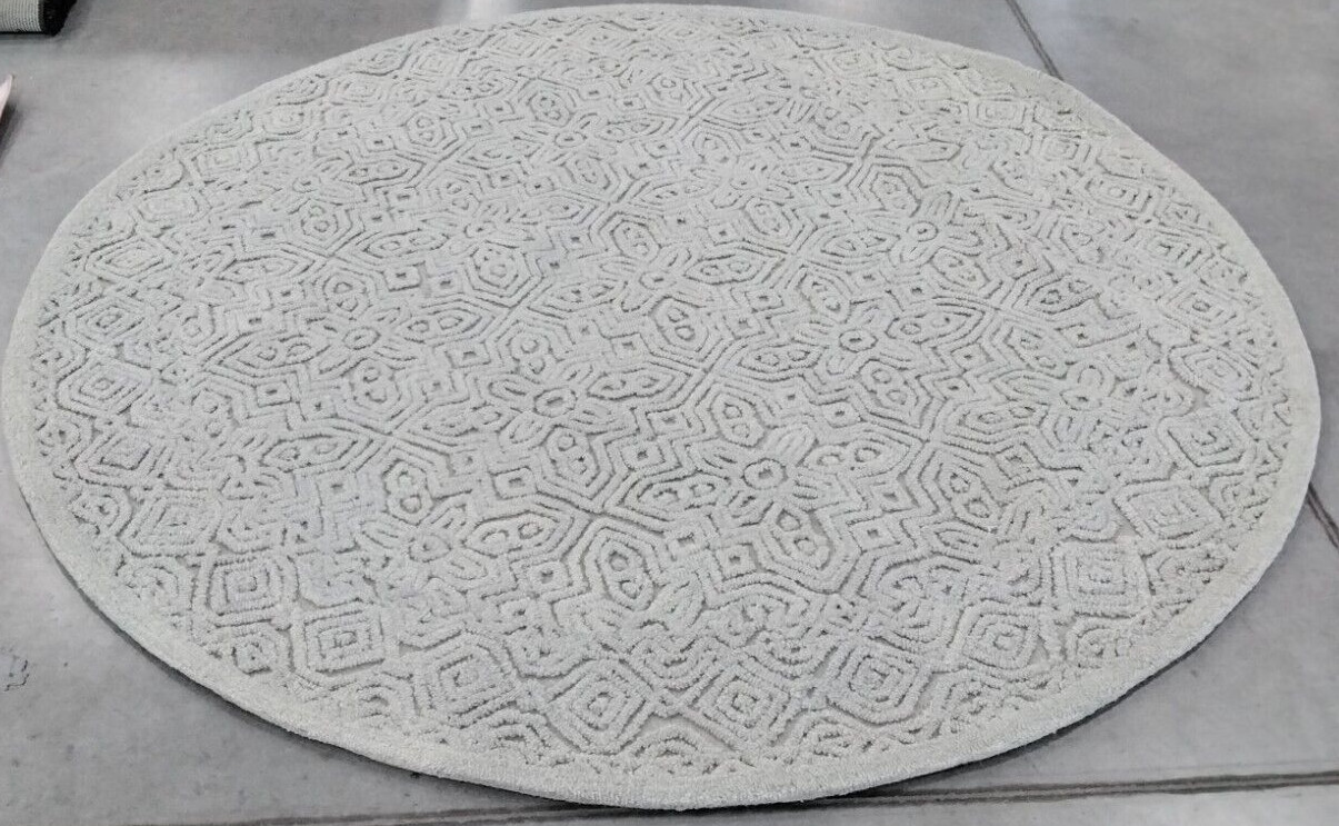 SILVER 6′ X 6′ Round Back Stain Rug, Reduced Price 1172721505 TXT101G-6R