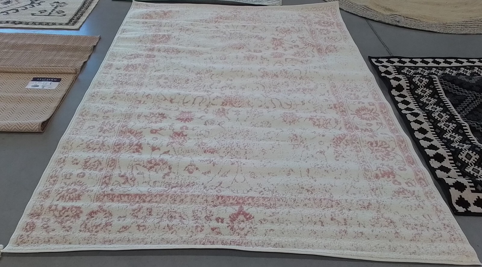 IVORY / ROSE 6′-0″ x 9′-0″ Back Stain Rug, Reduced Price 1172768921 ADR109H-6