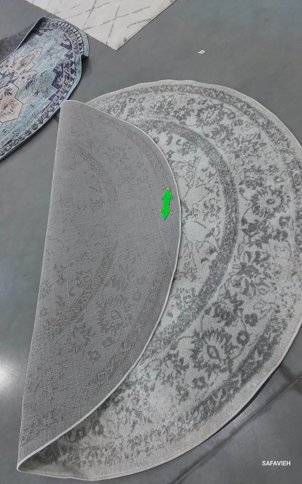 IVORY / SILVER 8′-0″ x 8′-0″ Flaw in Rug, Reduced Price 1172799712 ADR109C-8R