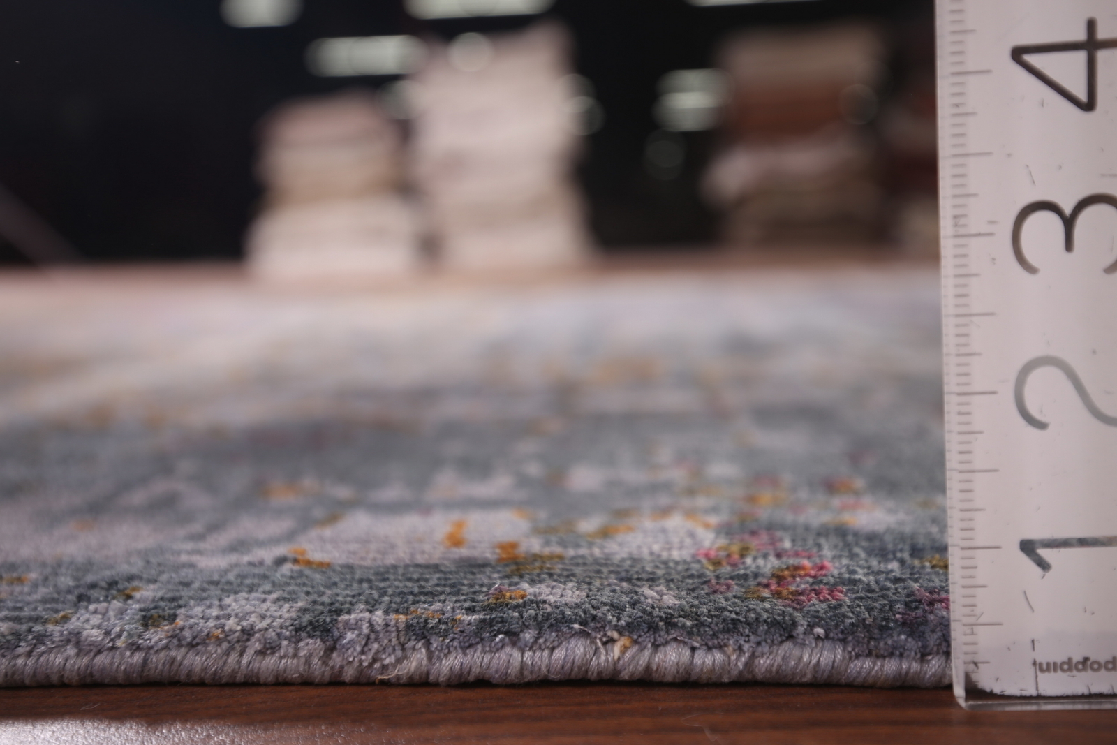 Stylish Handcrafted Living Room Rug 6×8 ft Luxurious Hand-knotted Wool Rug