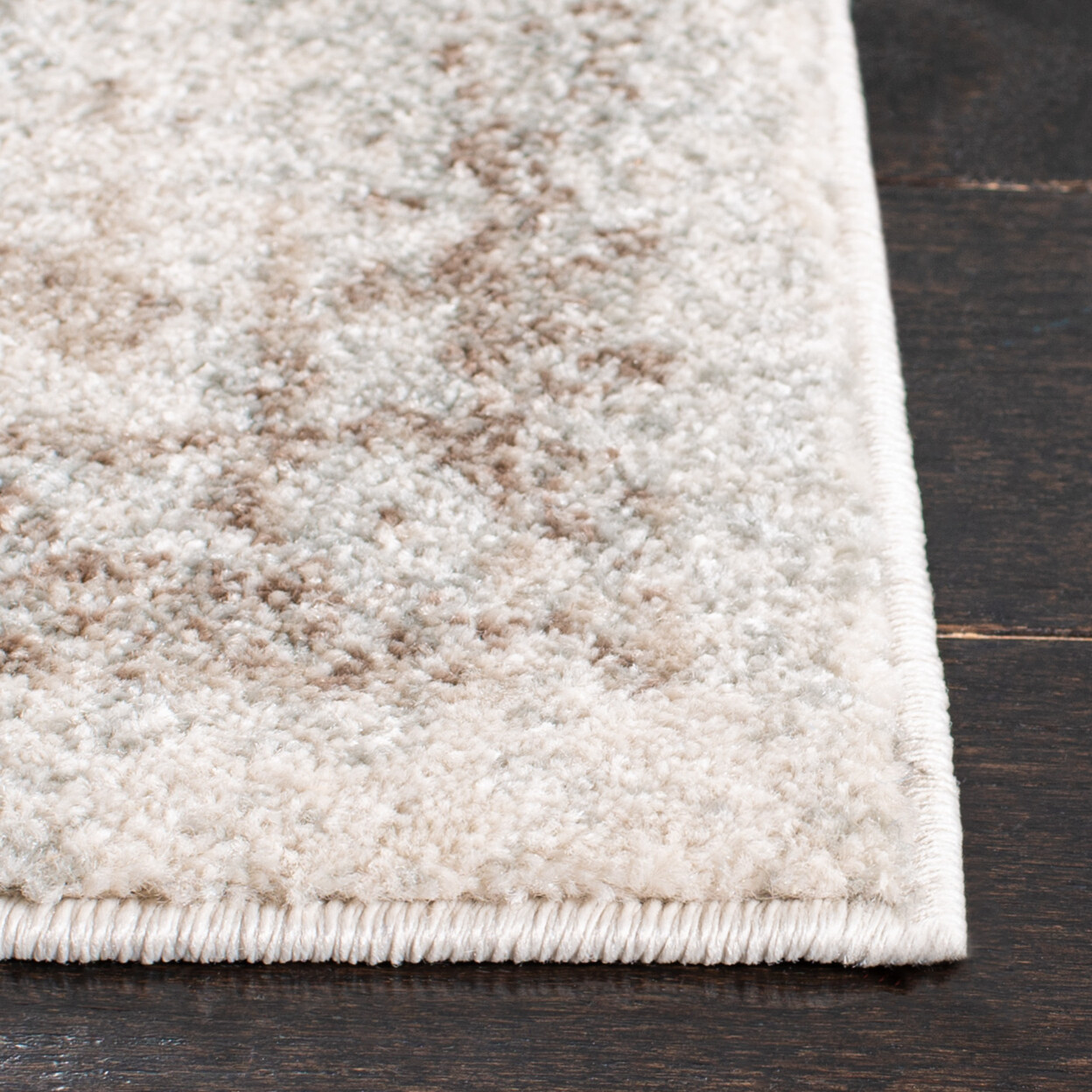 SAFAVIEH Evoke Collection EVK256E Ivory / Taupe Rug