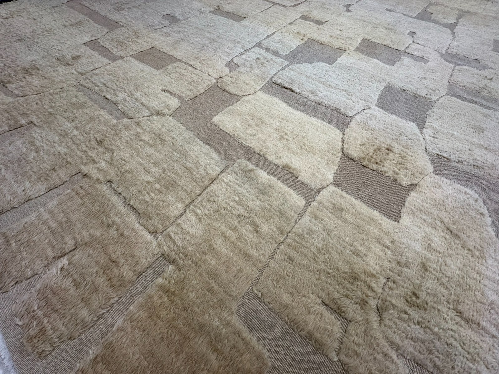 RH Ilyas Hand-Knotted Wool Rug — 10′ × 14′ Camel | 100% Wool | Sculpted Texture