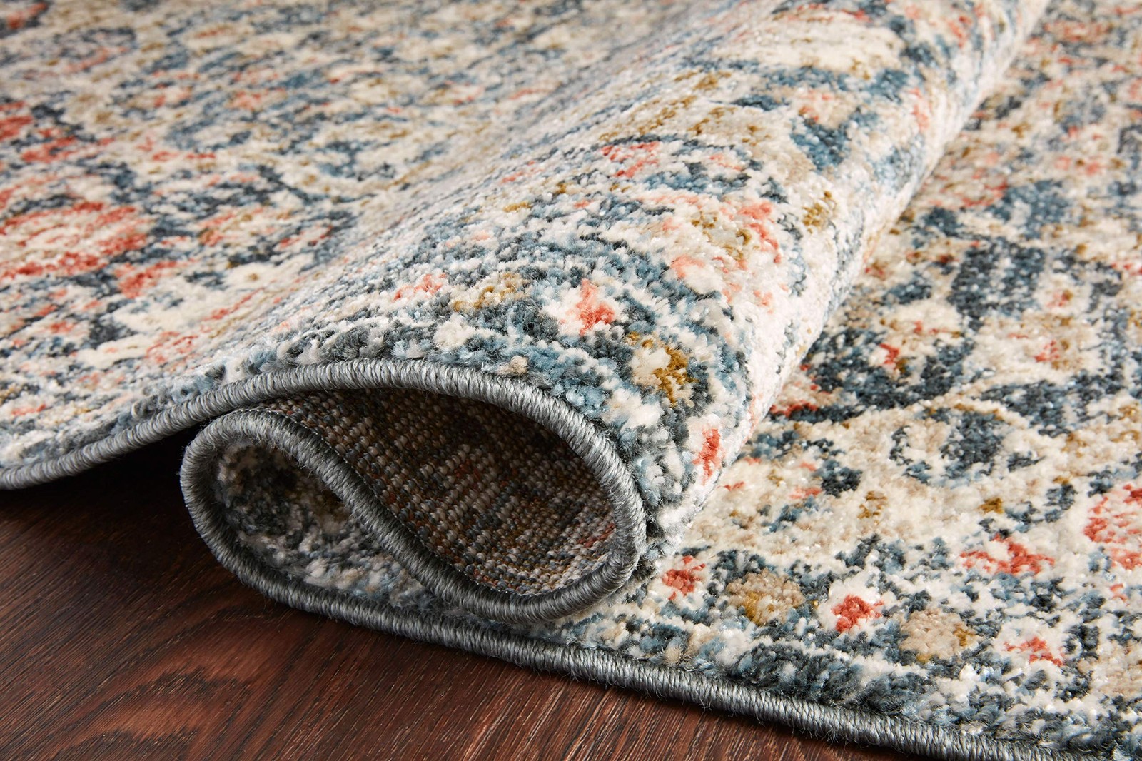 Saban Collection SAB-02 Blue/Spice 3′-9″ x 3′-9″ Round Accent Rug