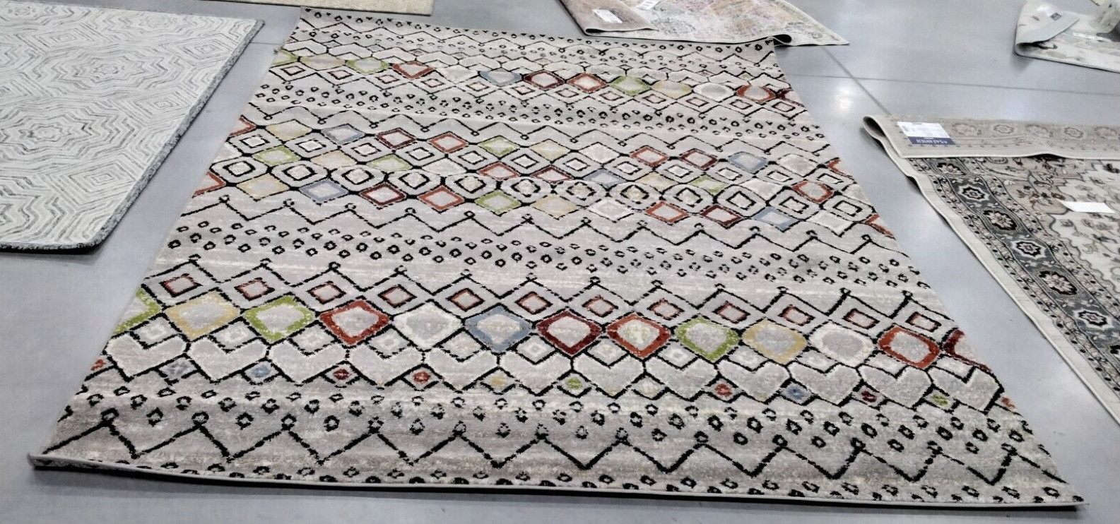 LIGHT GREY / MULTI 8′ X 10′ Damaged Rug, Reduced Price 1172728419 AMS108G-8