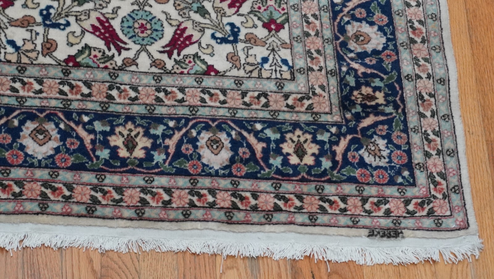 Exceptional Turkish Hereke Signed Hand Knotted 6’4″ x 9’8″ Wool Vintage Rug