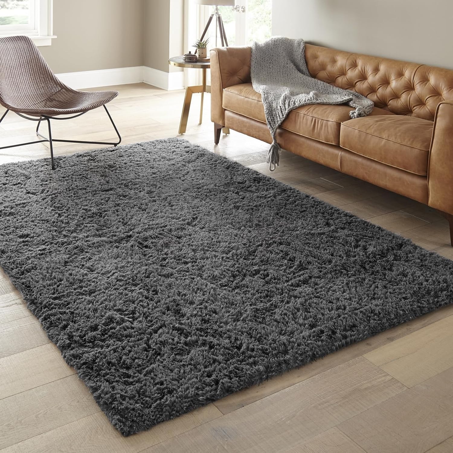 Upgrade Your Living Space with a 5×8 Grey Shaggy Area Rug