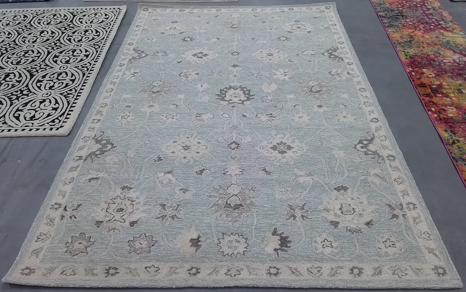 LIGHT BLUE / IVORY 6′-0″ x 9′-0″ Hole in Rug, Reduced Price 3172810548 MET892L-6