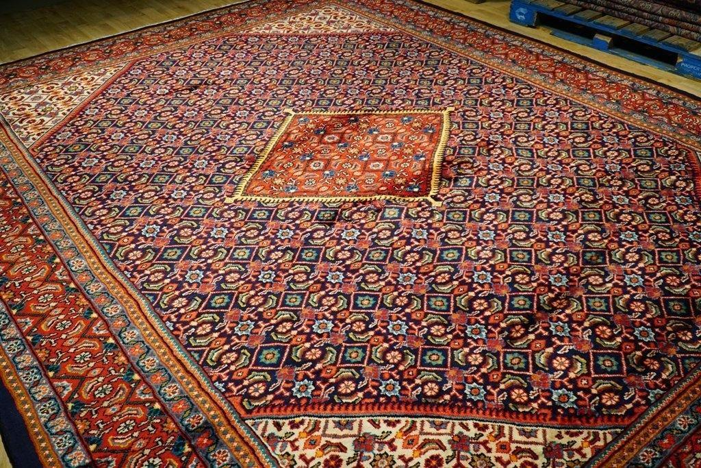 10×13′ Navy Blue Semi Antique Generously Perssiaan Heratti Rug 74681