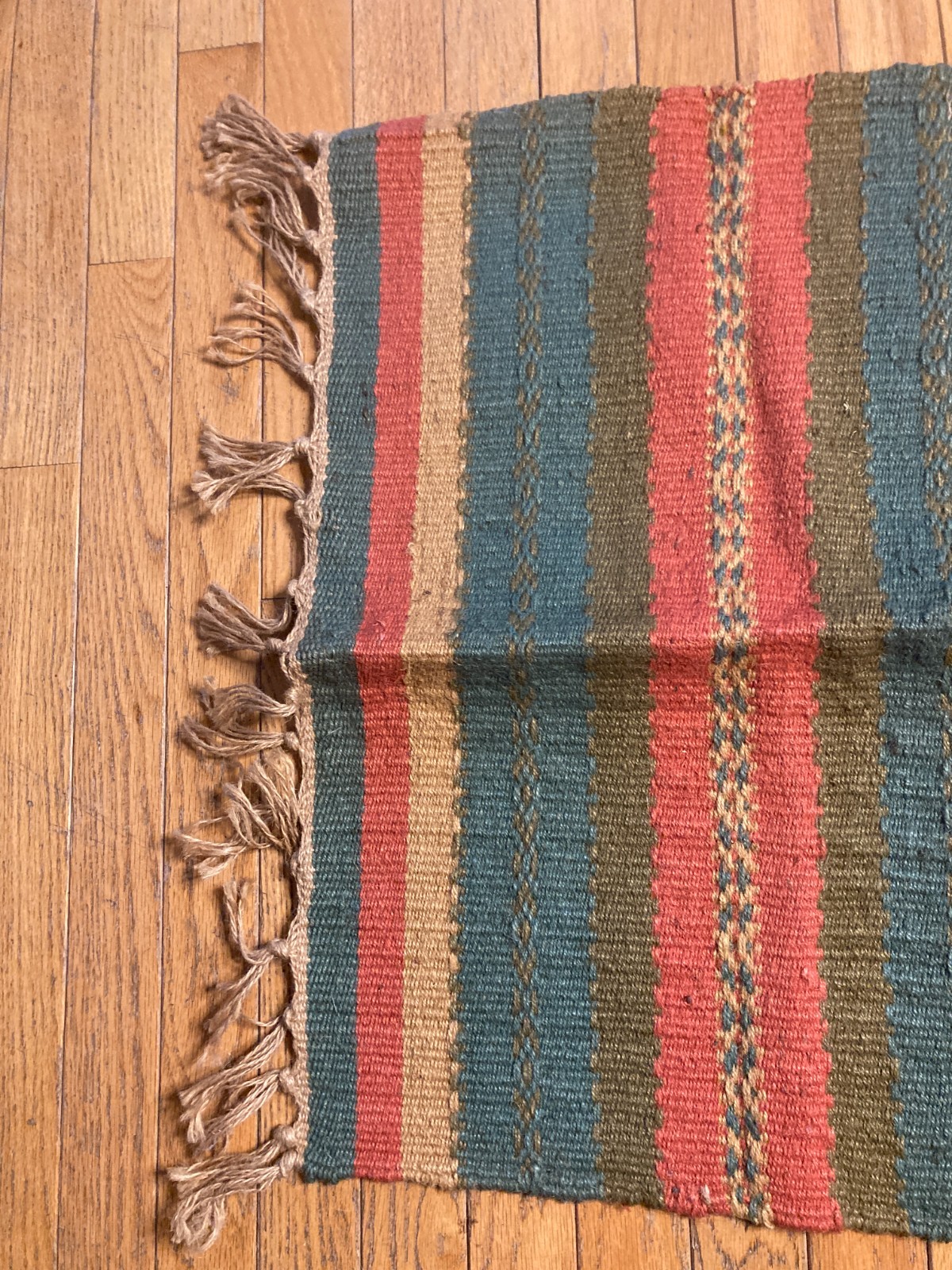 Vintage 100% Jute –38″ x 24″ Handwoven Reversible Rug Boho Farm – Made in India