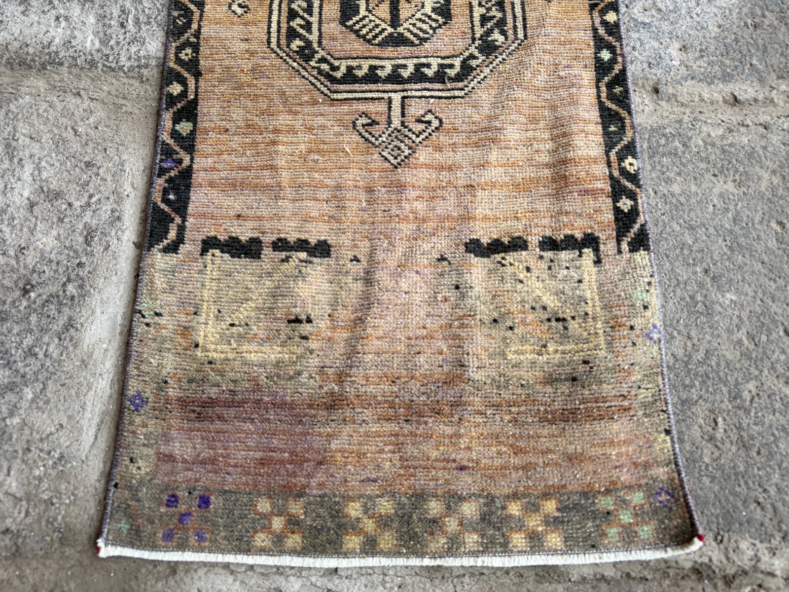 Vintage Oushak Rug 1.5×3.7 ft Muted Earth Tones Faded Turkish Accent Rug
