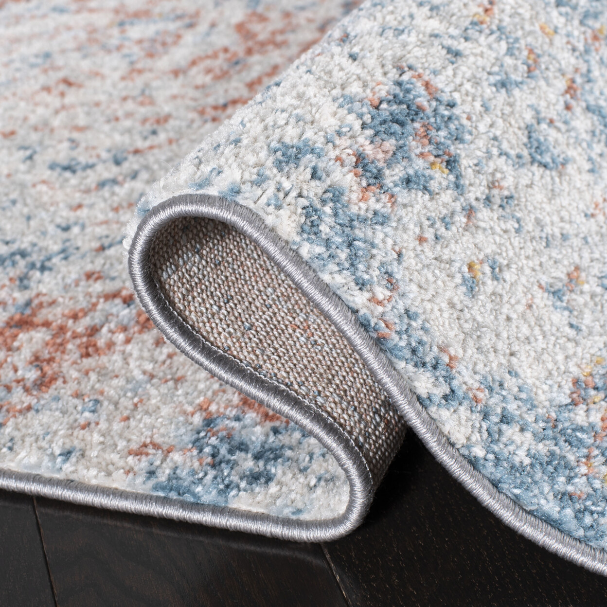 SAFAVIEH Tulum Collection TUL235A Ivory / Dark Blue Rug