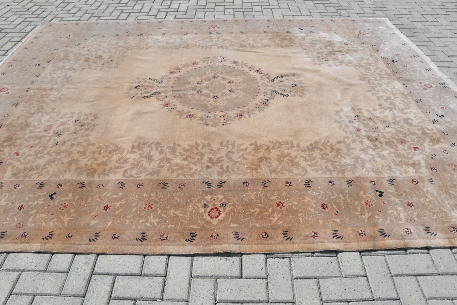 9×11,6 ft Vintage Oversize Rug, Turkish Brown Oriental Rug
