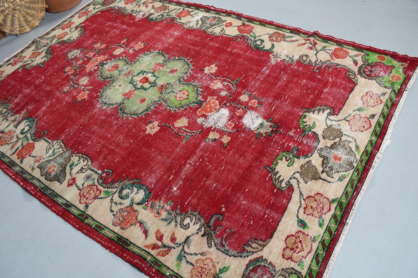 Vintage Rug, 5,7×8,5 ft Turkish Rug, Red Plants & trees Wool Rug