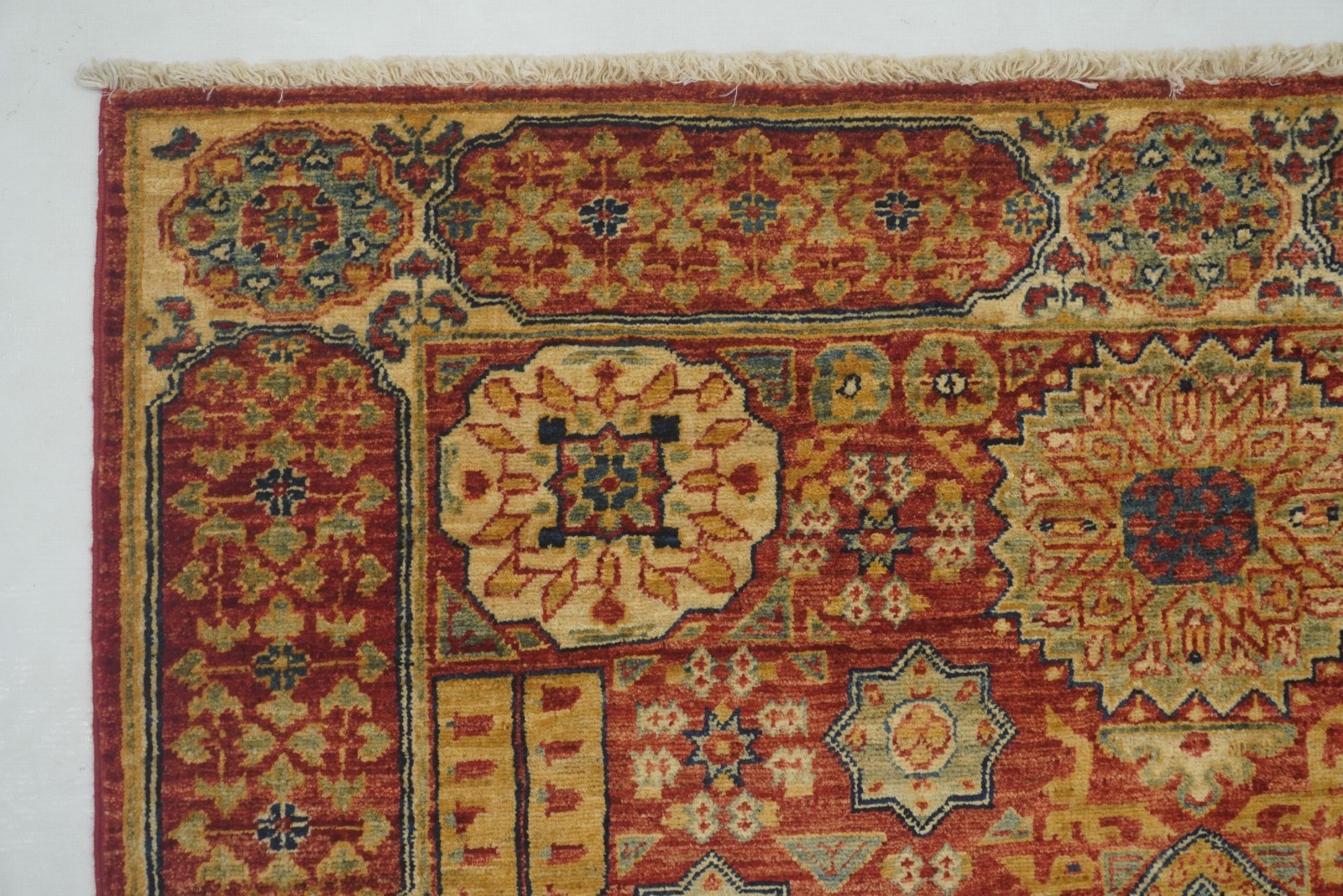 4×5 ft Red Mamluk Afghan Hand Knotted Wool Medallion Area Rug