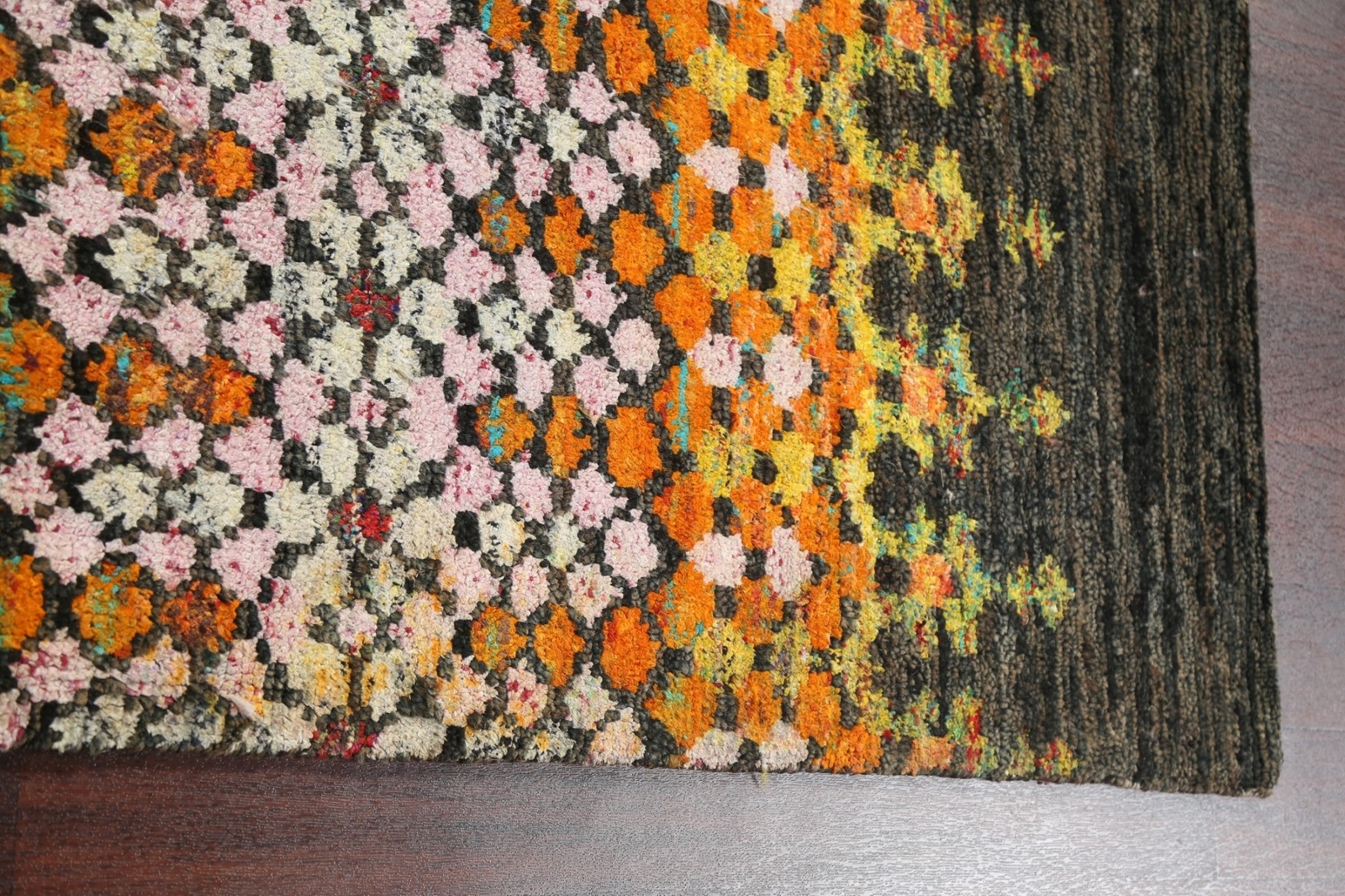 Stylish Abstract Luxury Hand-Knotted Wool Moroccan for Bedroom 5×8 ft
