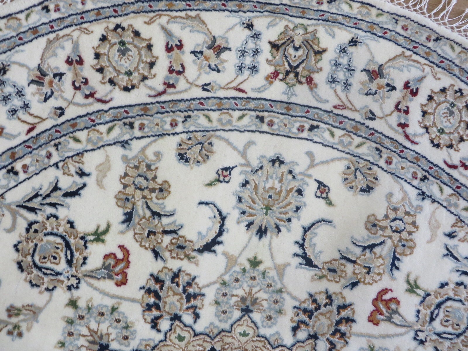 6 x 6 Round Hand Knotted Ivory Fine Nain With Silk Oriental Rug G14807