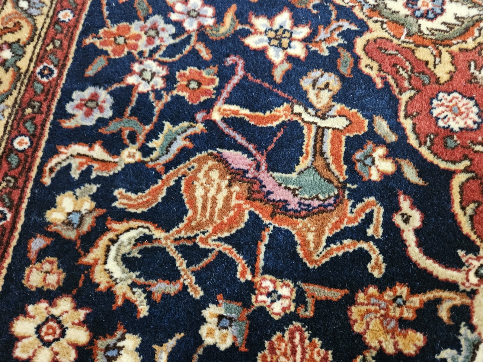 9×12 INDO HUNTING HERIZ ORIENTAL RUG – HAND WOVEN RUG 100% WOOL – GOOD CONDITION