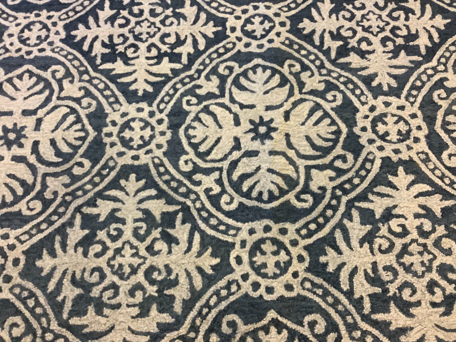 BLUE / IVORY 8′-0″ x 10′-0″ Flaw in Rug, Reduced Price 1172676821 MLP606M-8