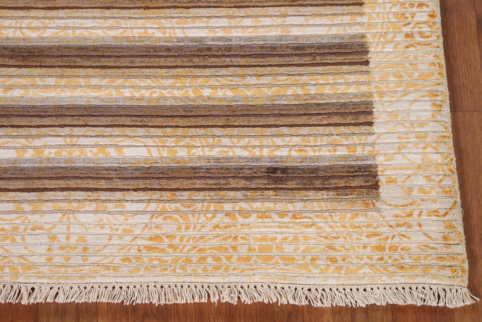 Abstract Indian Hand-knotted Wool Accent Rug 3×5 ft Modern Design