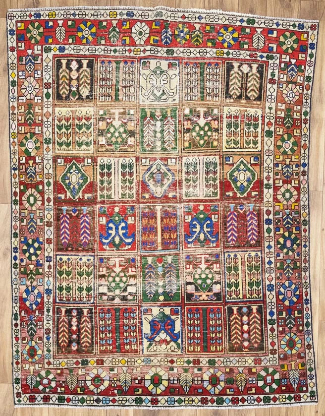 Semi-Antique Distressed Floral Pictorial Oriental Rug Entryway Carpet 5×6’5 Ft