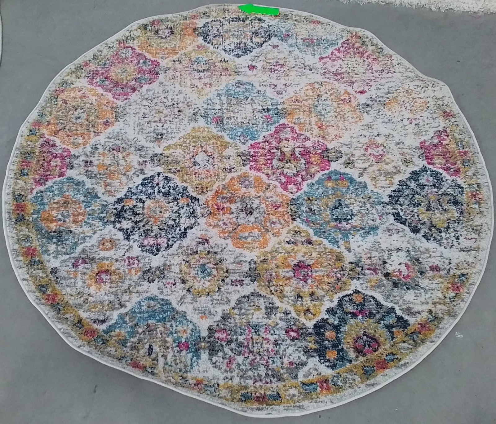 CREAM / MULTI 5′-3″ x 5′-3″ Stained Rug, Reduced Price 1172776831 MAD611B-5R