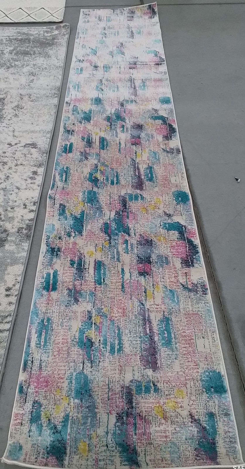 PINK / TURQUOISE 2′-2″ x 11′-0″ Flaw in Rug Reduced Price 1172795090 LLN375U-211