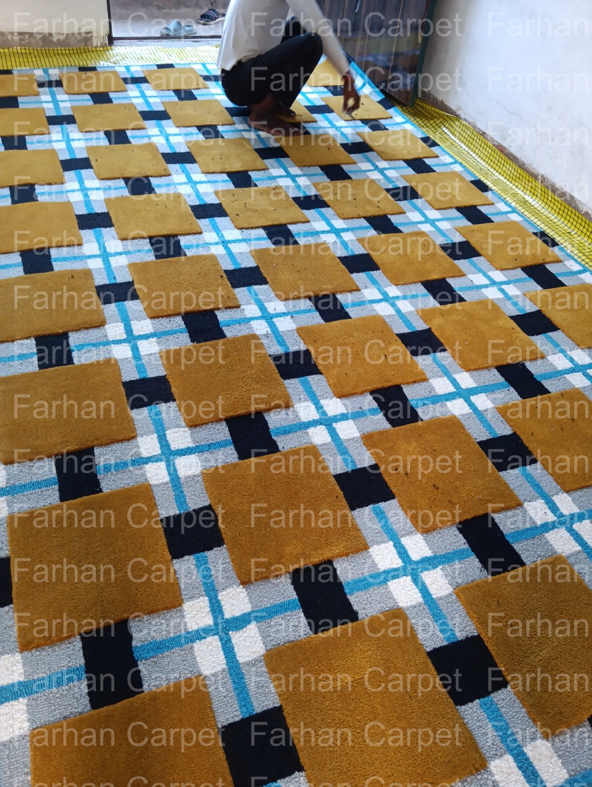Hand Tufted Geometric Area Rug 12×15 Ft | Modern Checkered Wool Carpet for Large