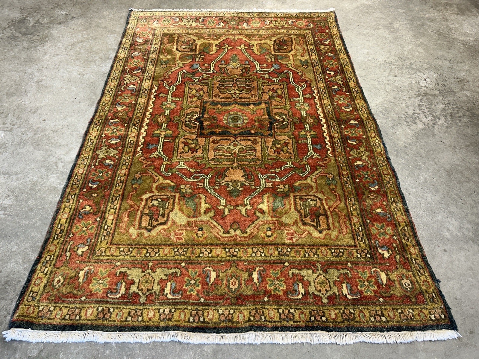 4’1”x6’1” Hand-Knotted Wool Geometric Indoserapi Area Rug – Tribal Carpet